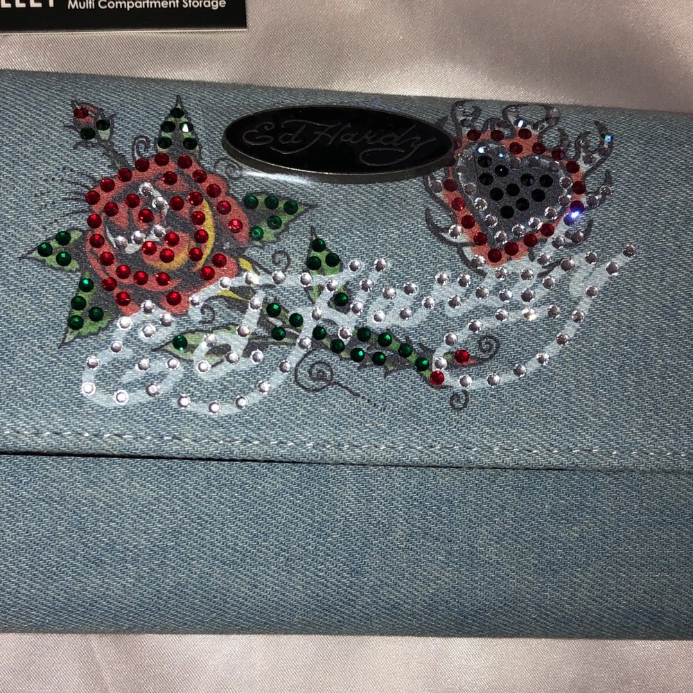 Ed Hardy Denim Blue Flap Wallet Rose & Flaming Heart Rhinestone Accents NWT - Picture 4 of 16